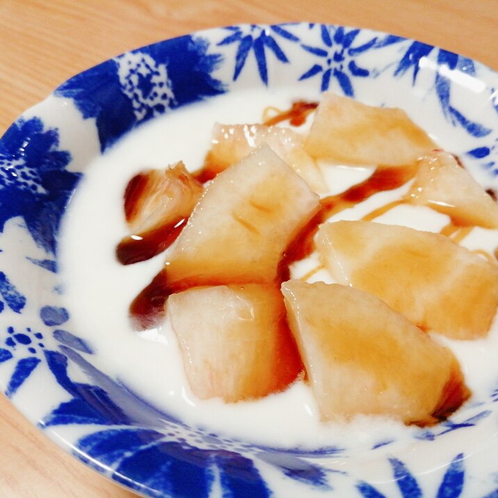 亜麻仁油で☆桃と黒蜜のレモン風味のヨーグルト